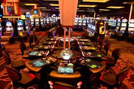 Filipino player accessing ph 17 Casino on a mobile browser without app download